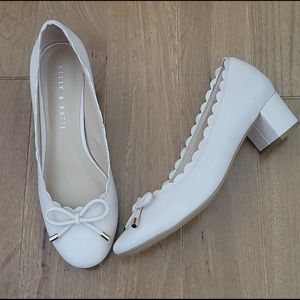 New without tags. Kelly and Katie Cadena style Scallops Block 1.5” Size 6.5 Pink